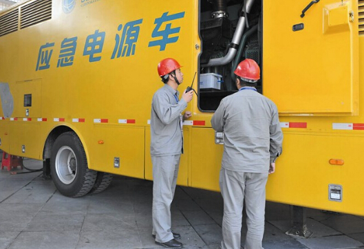 盐山如何清理被灰尘覆盖的机油散热器？